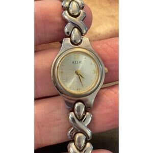 Women's 23mm Silver Tone Relic Watch ZR33265